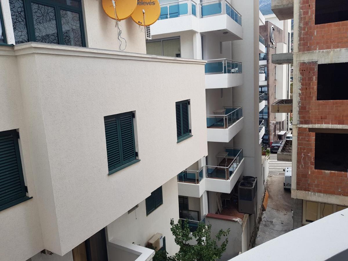 Villa Alba Apartments Dobra Voda Exterior photo