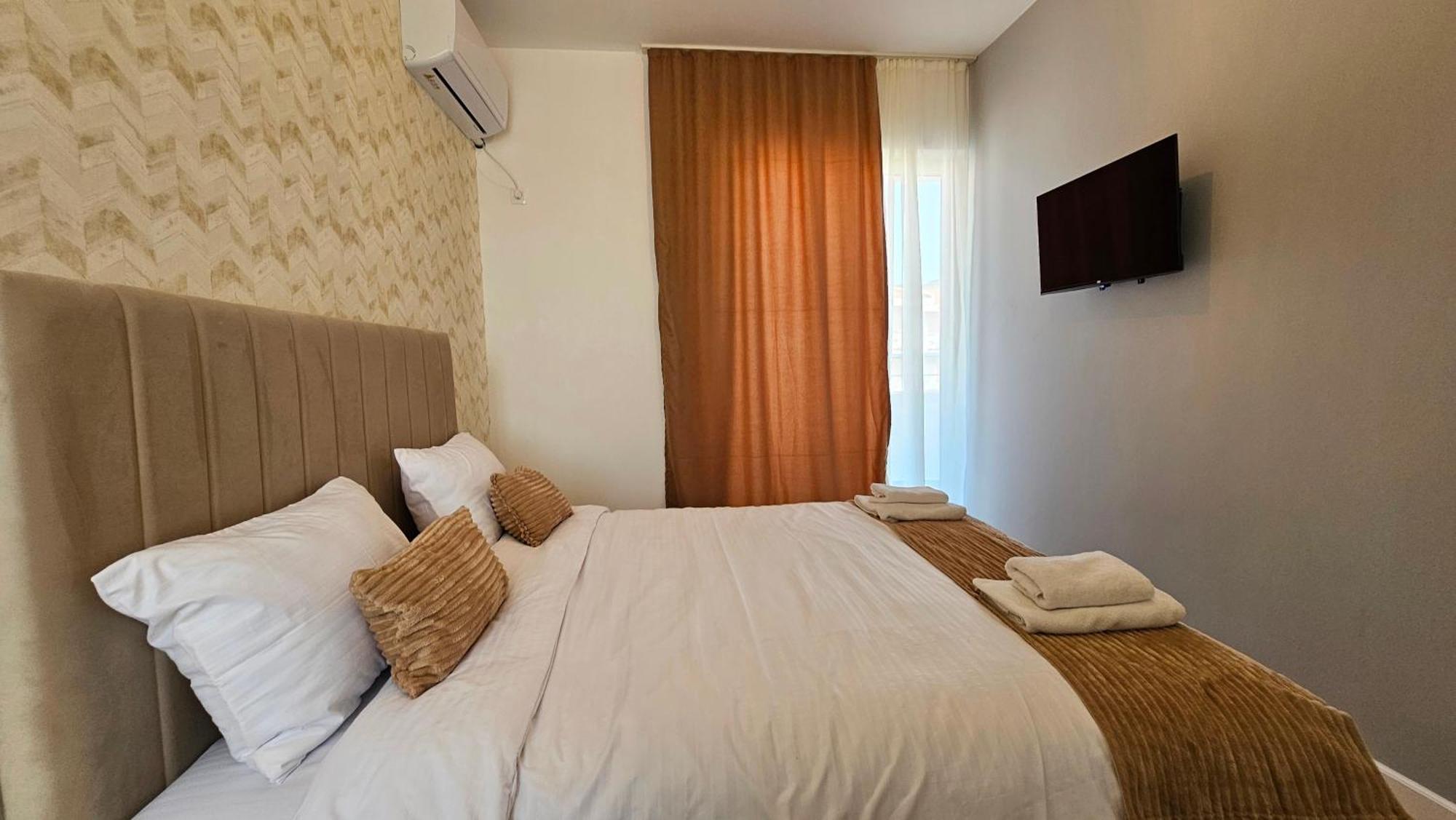 Villa Alba Apartments Dobra Voda Exterior photo